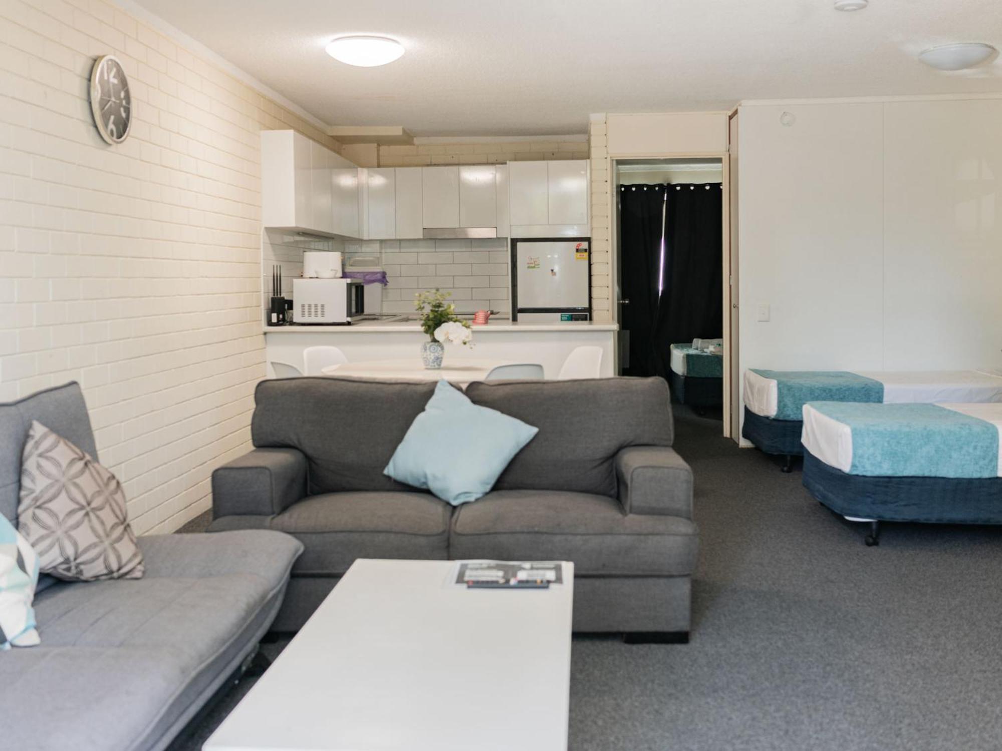 Trickett Gardens Holiday Inn Gold Coast Buitenkant foto